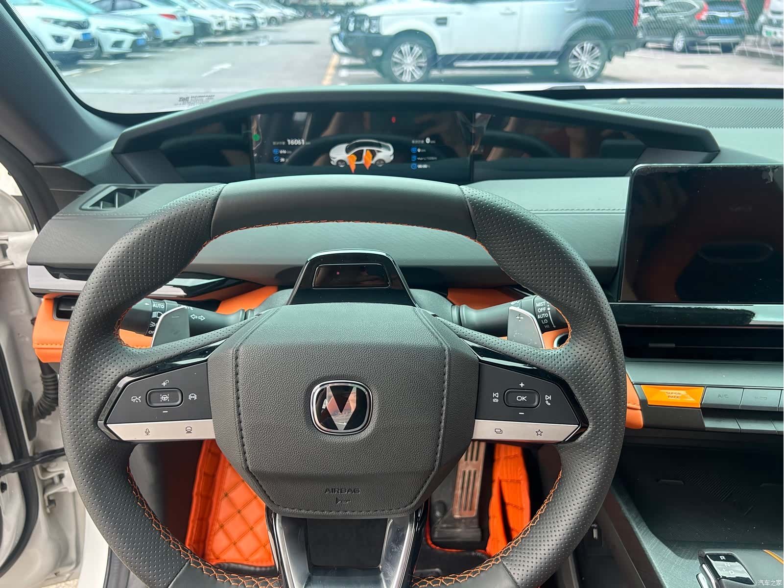 Changan UNI-V, 2025 10