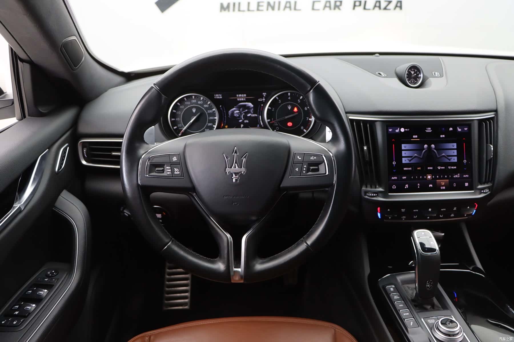Maserati Levante, 2022 11