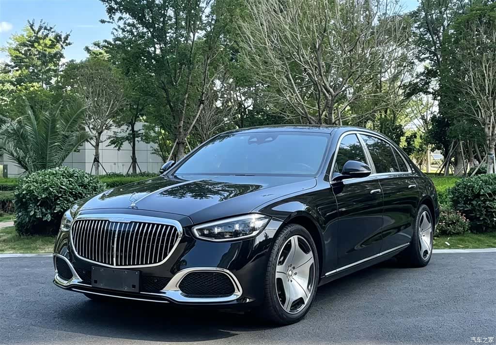 Maybach S-Class, 2022 1