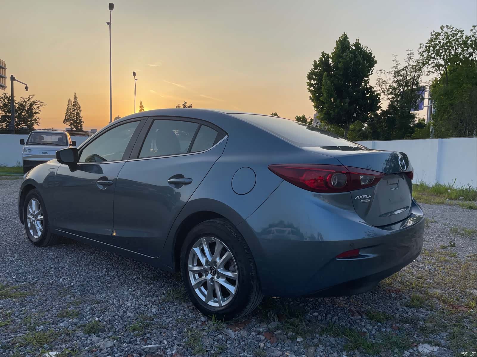 Mazda Mazda3, 2017 7