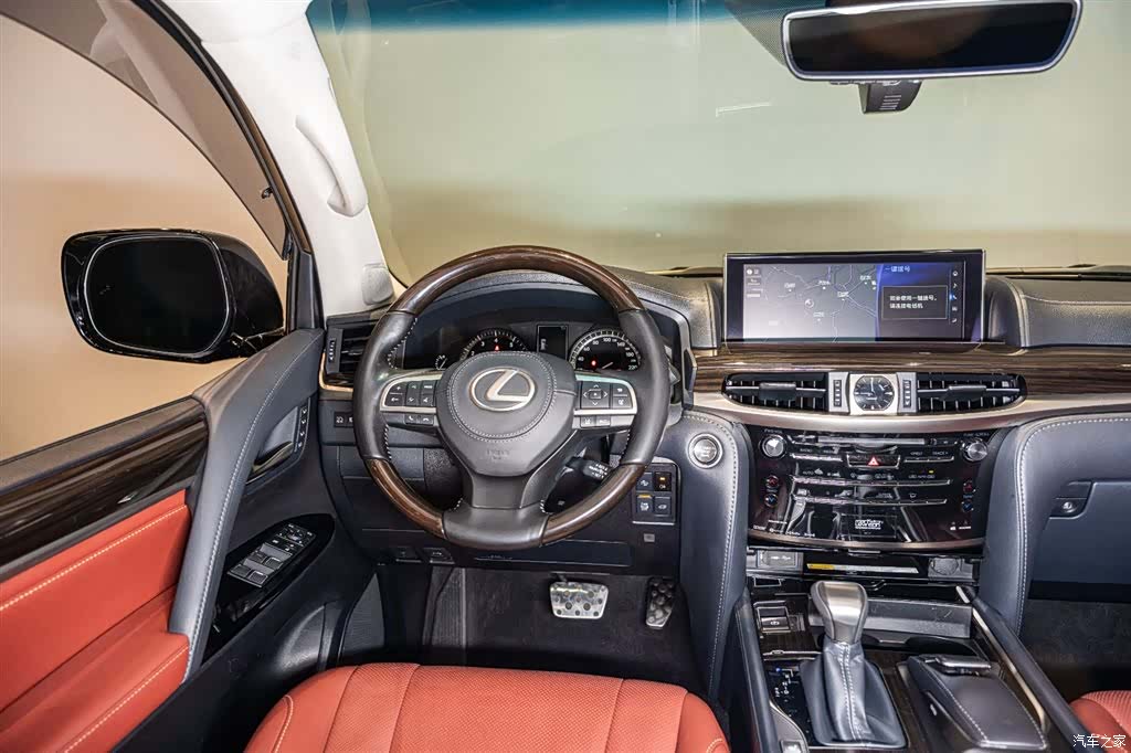 Lexus LX, 2022 12