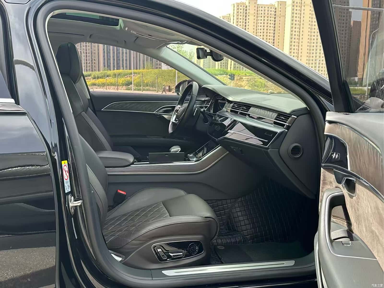 Audi A8L, 2021 12