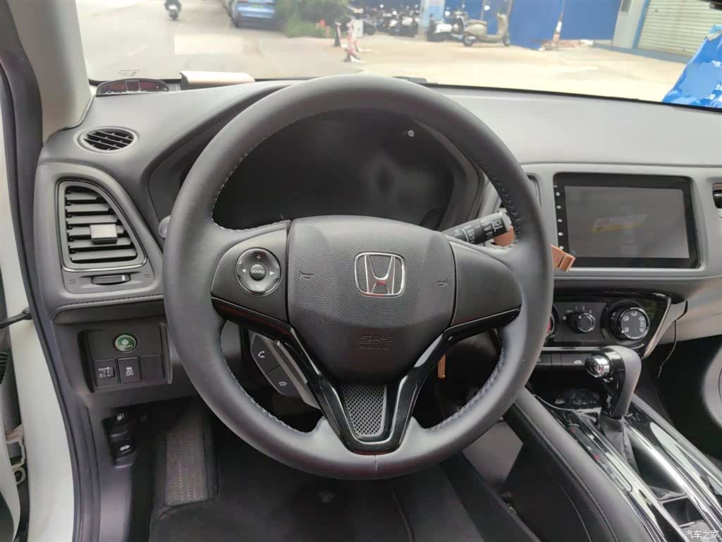 Honda Vezel, 2016 3