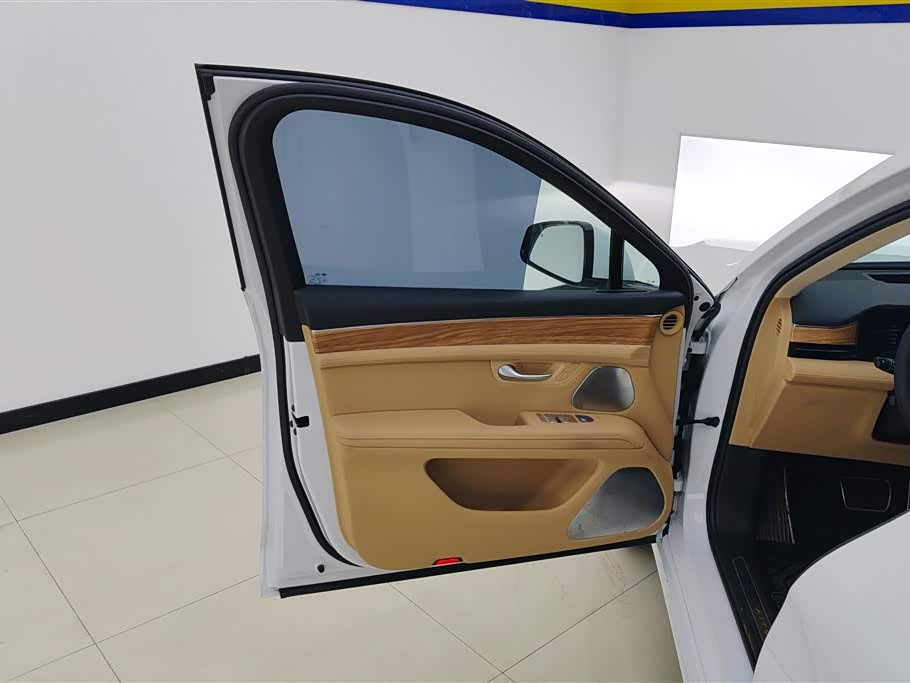 AITO Ask the world M5