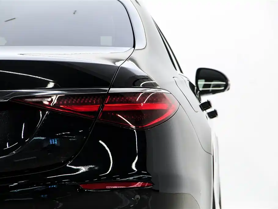 Mercedes-Benz S-class Mercedes-Benz S-class