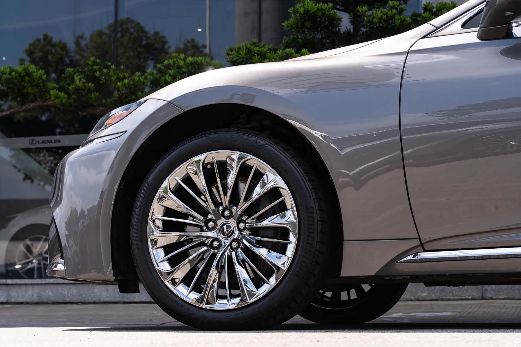 Lexus LS, 2020 8