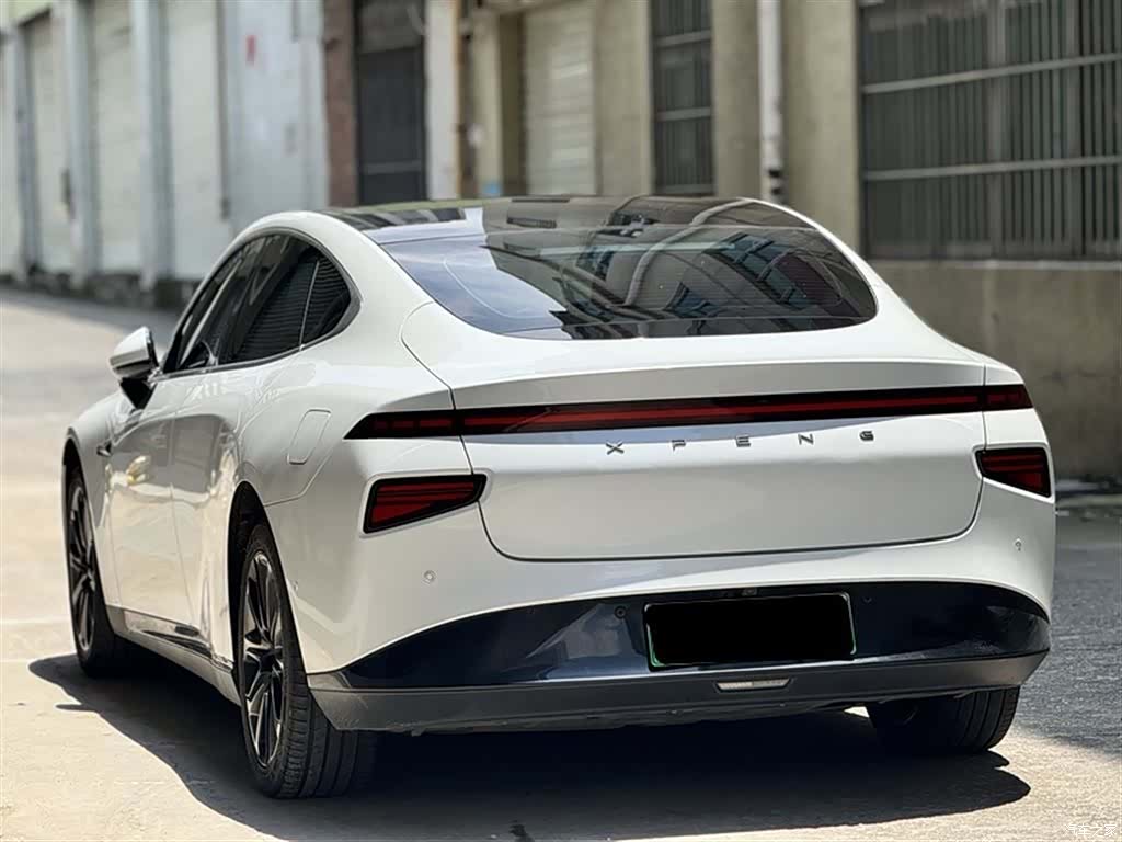 Xpeng P7, 2021 4