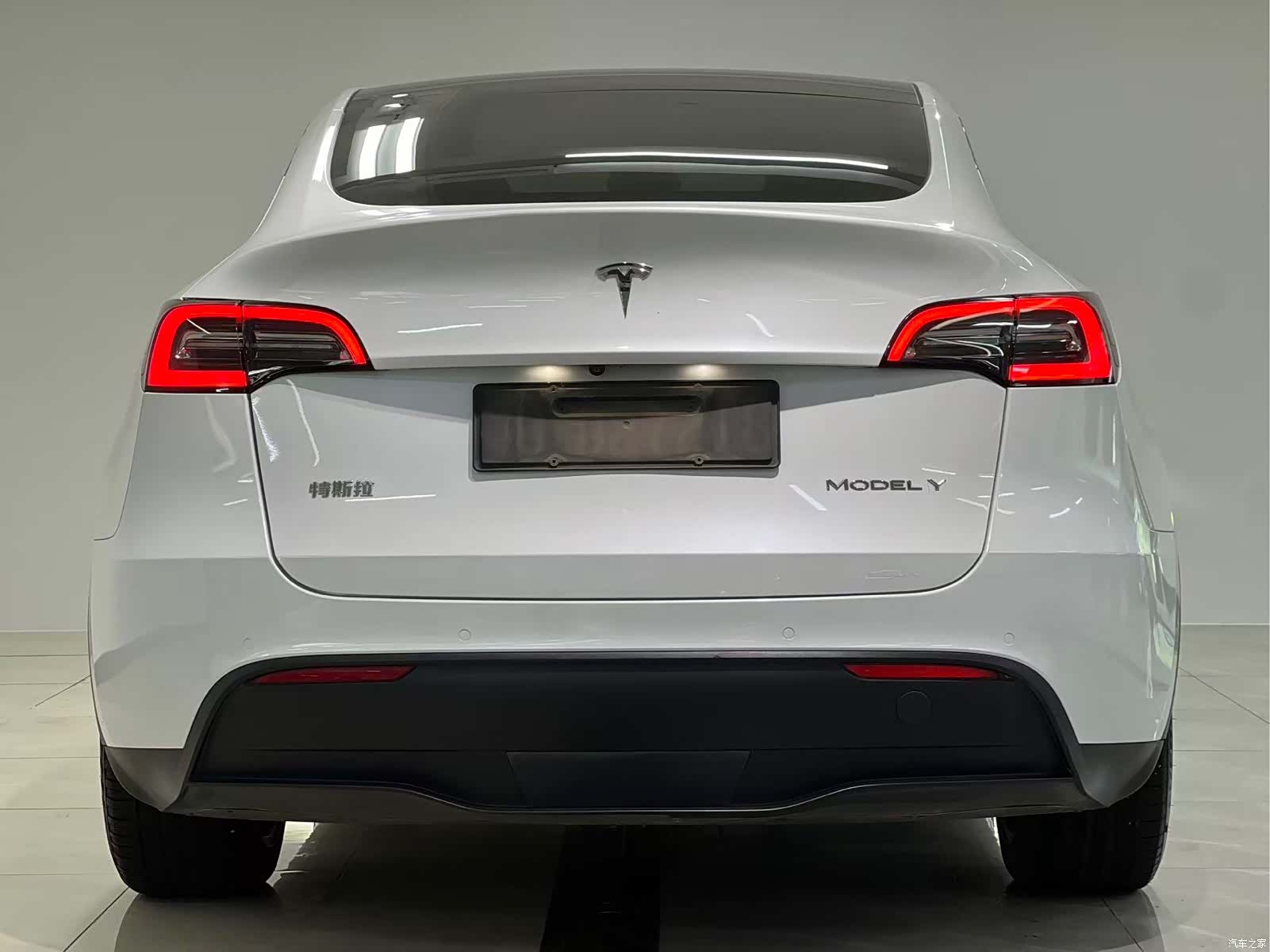 Tesla Model Y, 2021 9