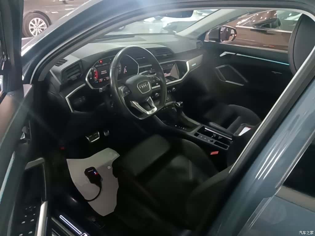 Audi Q3, 2023 15