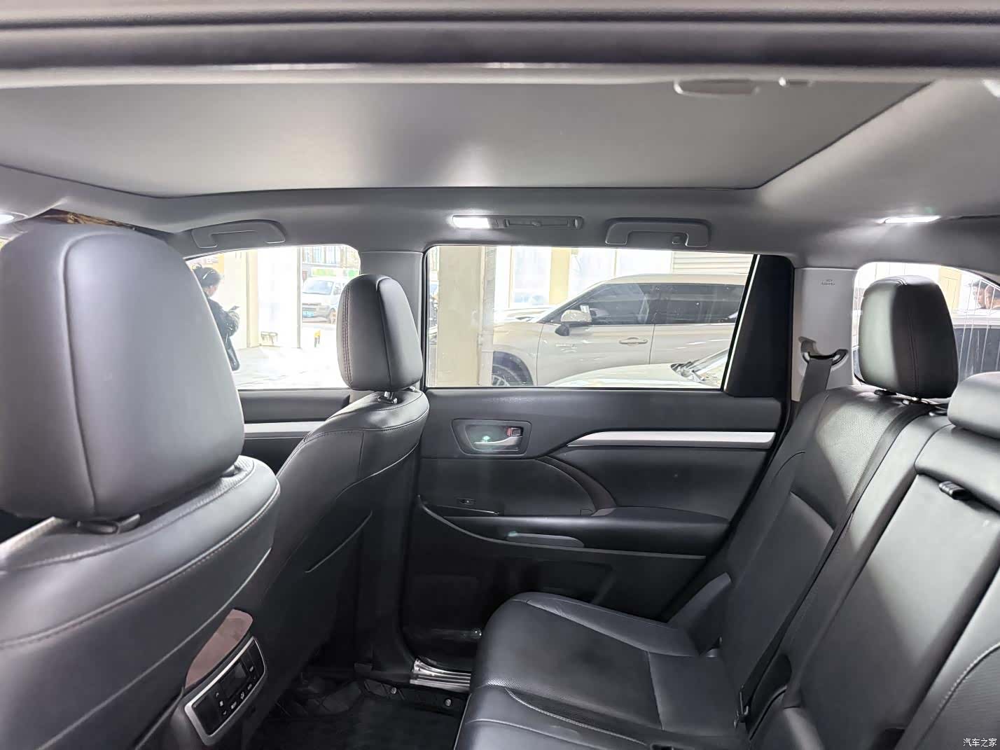 Toyota Highlander, 2021 11