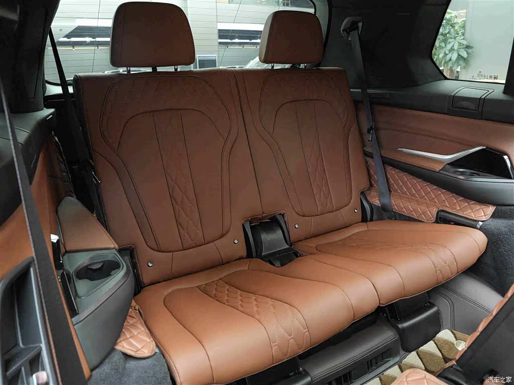 BMW X7, 2024 14