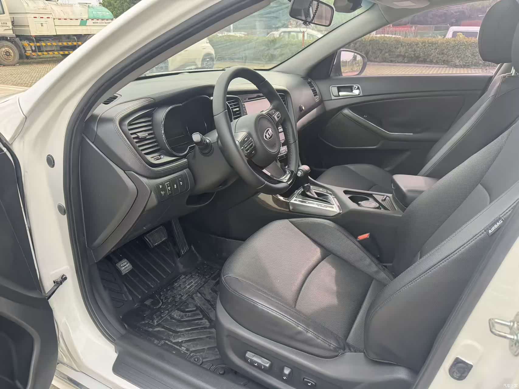 Kia K5, 2014 9