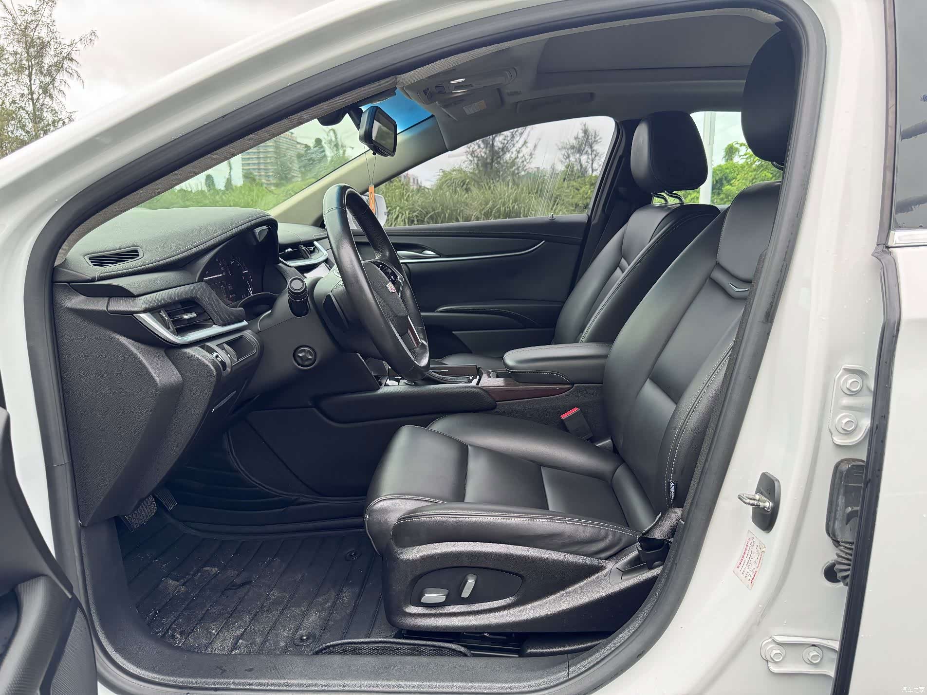 Cadillac XTS, 2018 7