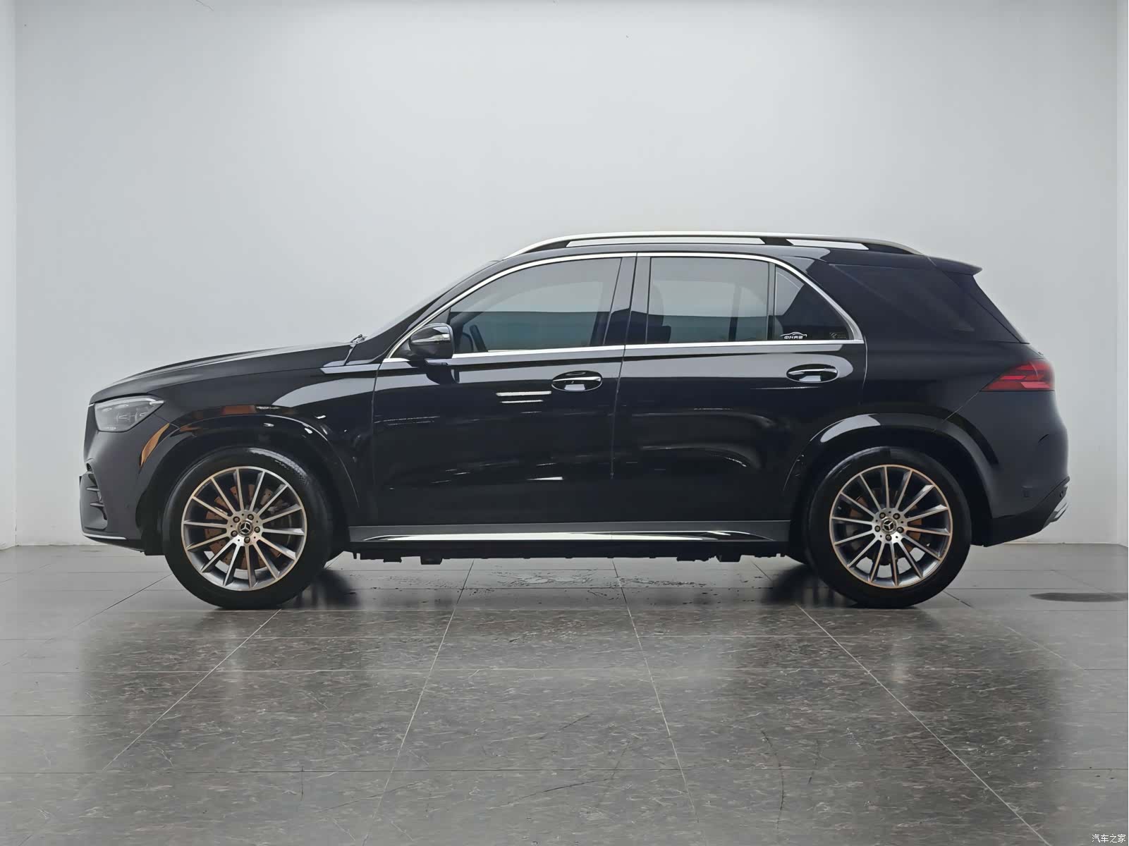 Mercedes-Benz GLE, 2024 10