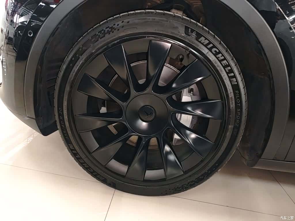Tesla Model Y, 2021 23