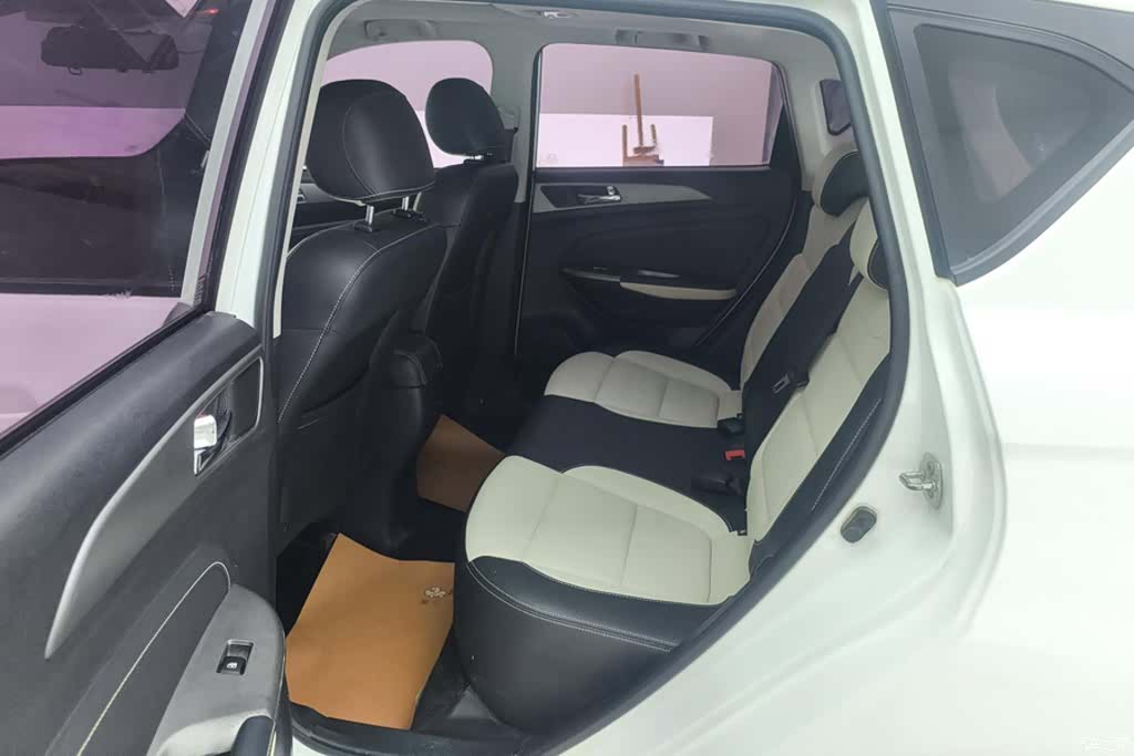 Changan CS35, 2018 11