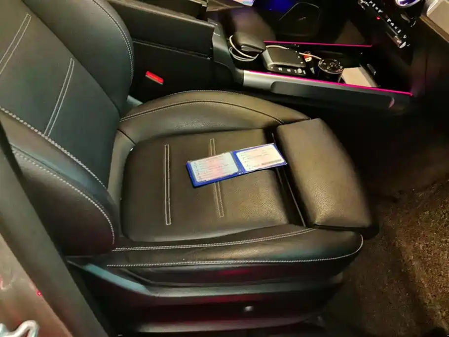 Mercedes-Benz EQB Mercedes-Benz EQB