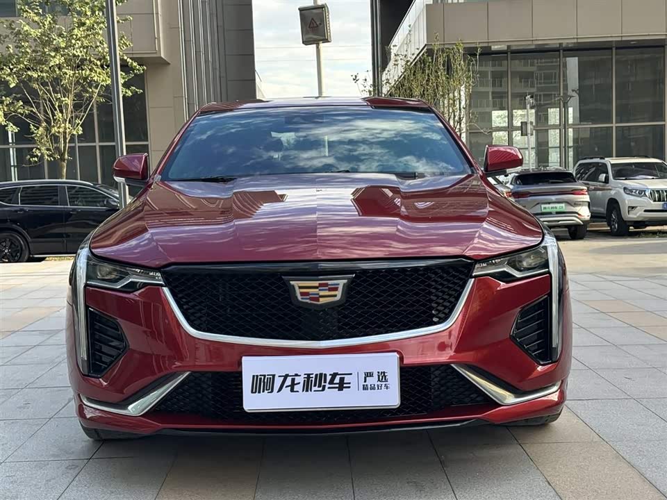 Cadillac CT4