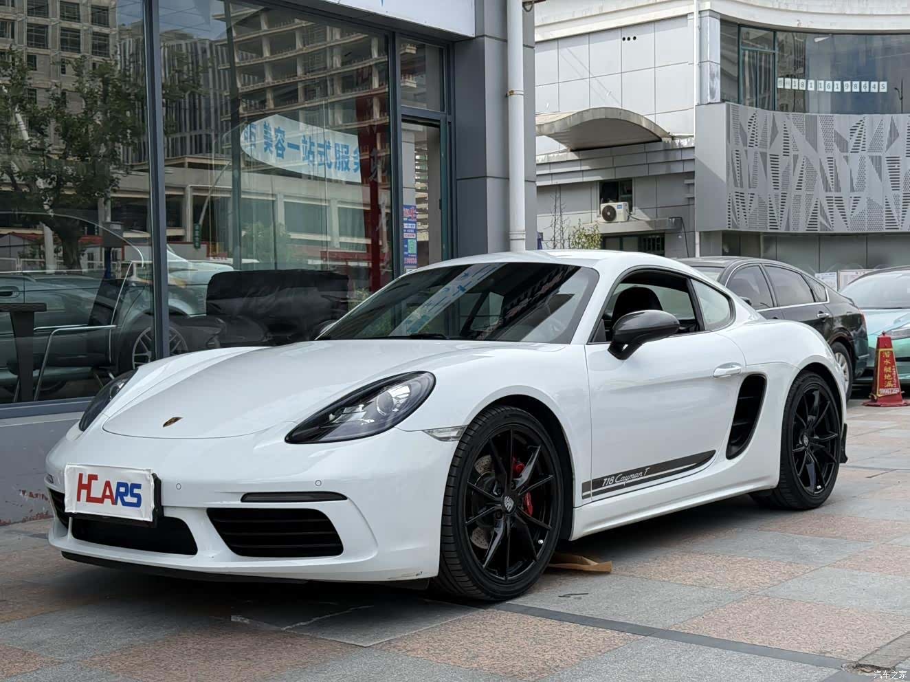 Porsche Cayman, 2021 1