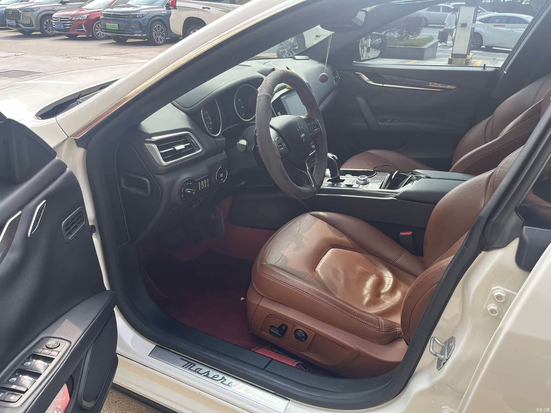 Maserati Ghibli, 2017 все фото