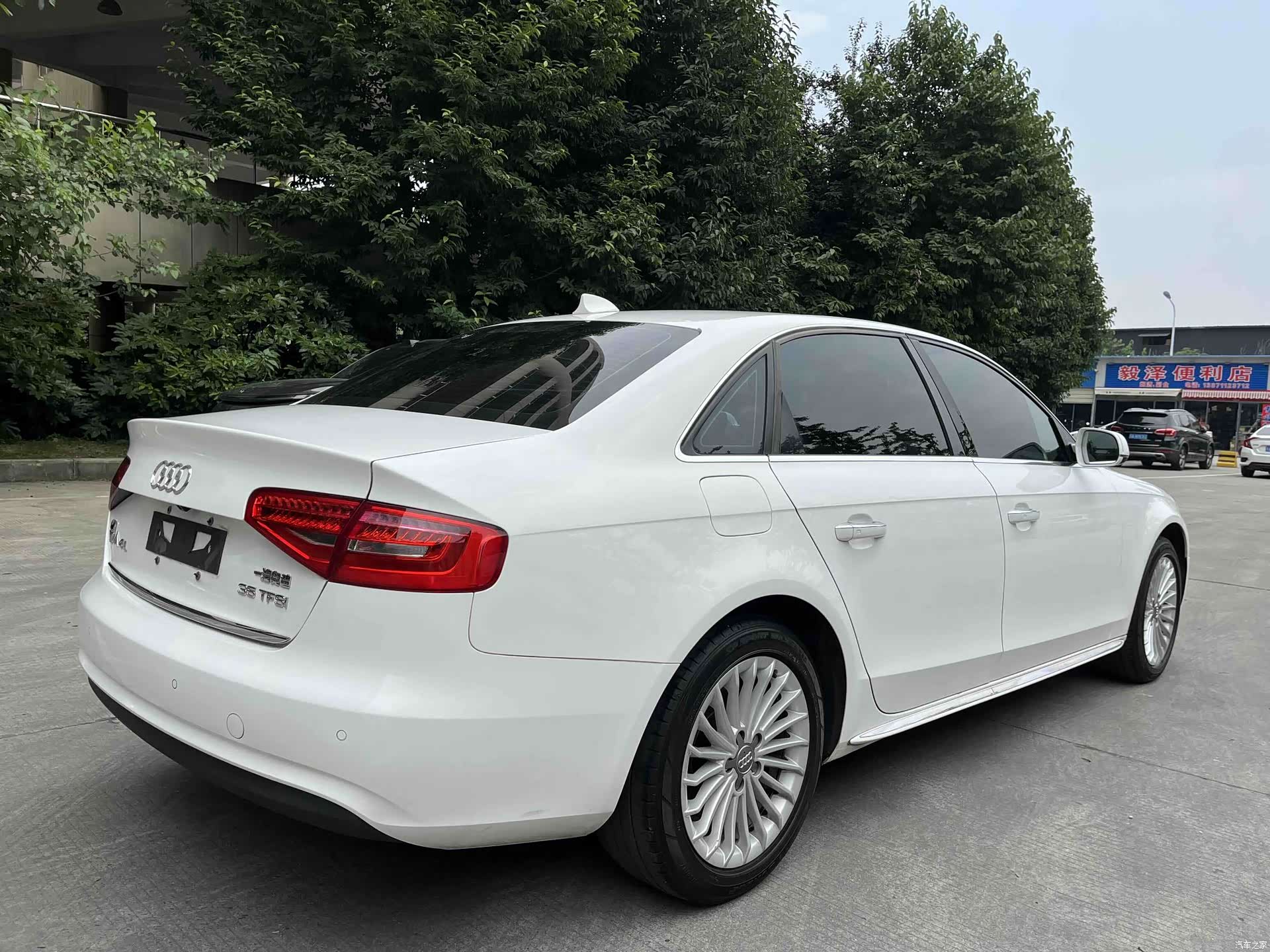 Audi A4L, 2016 18