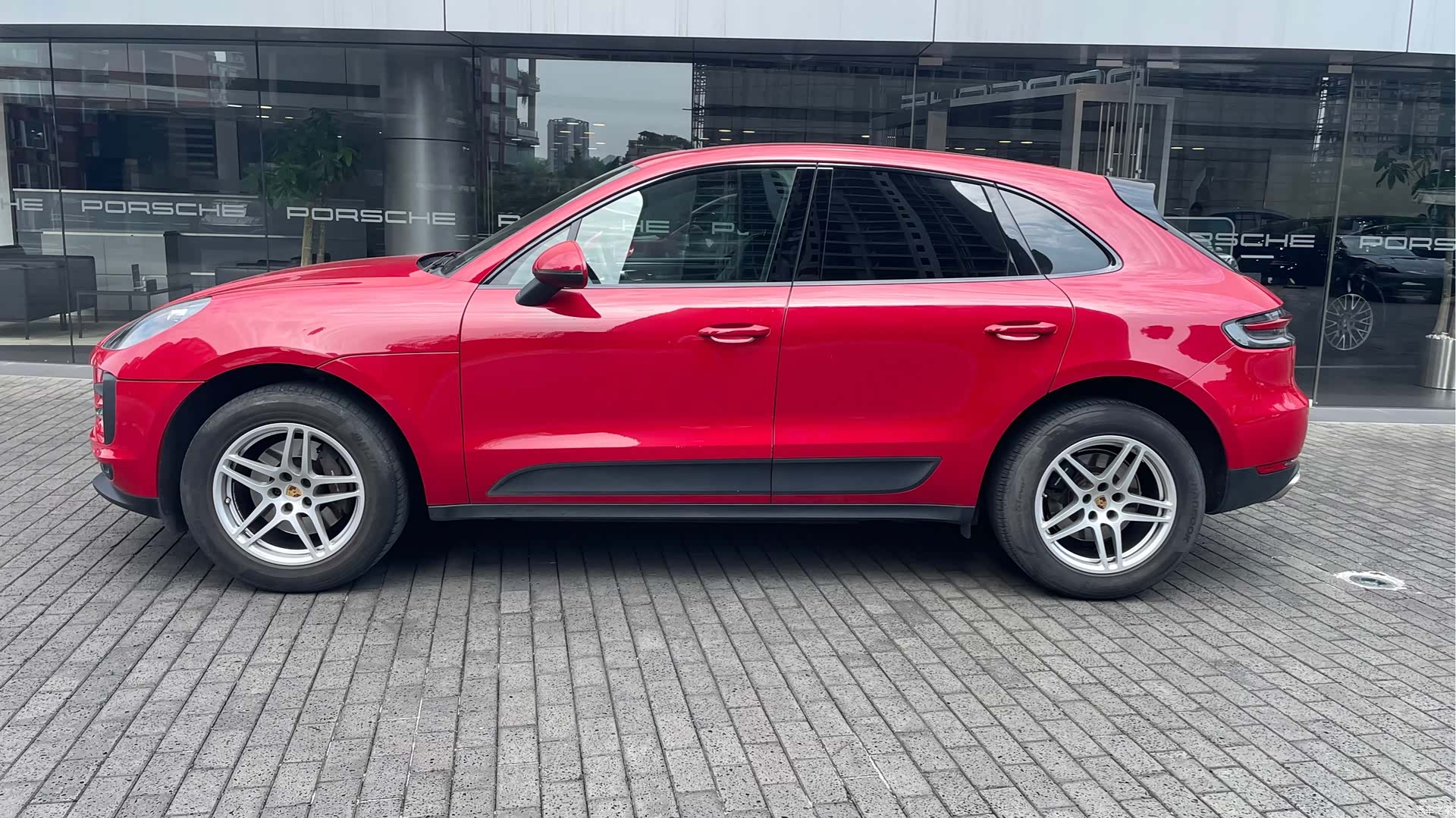 Porsche Macan, 2020 3