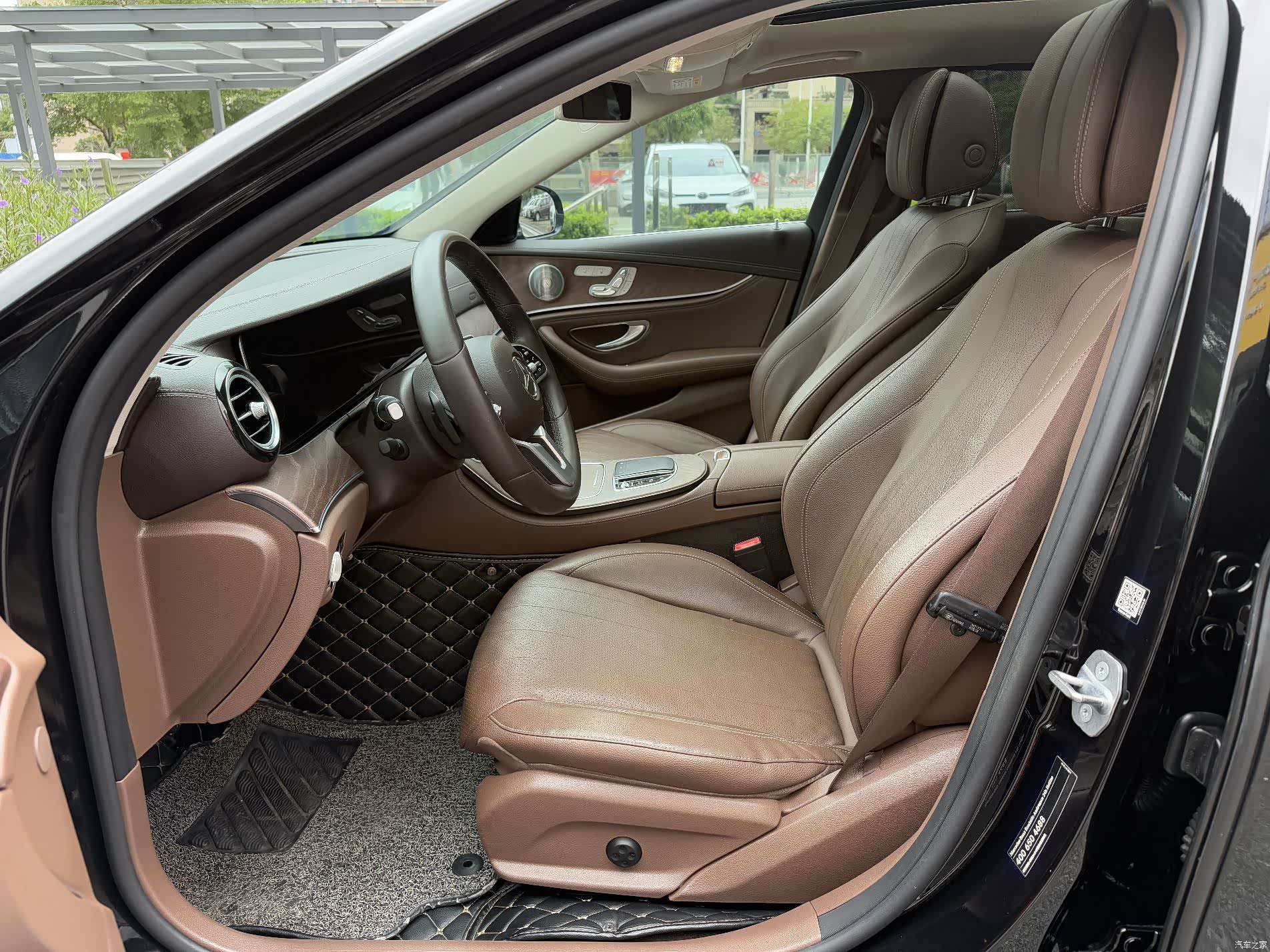 Mercedes-Benz E-Class, 2019 9