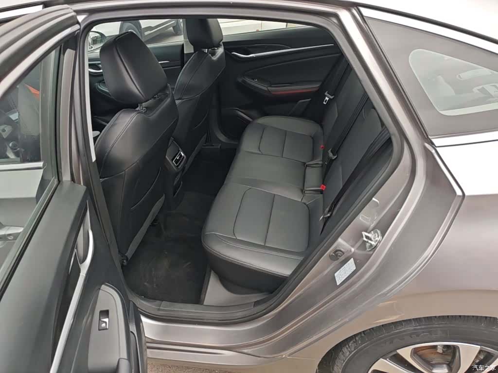 Changan Eado, 2021 17