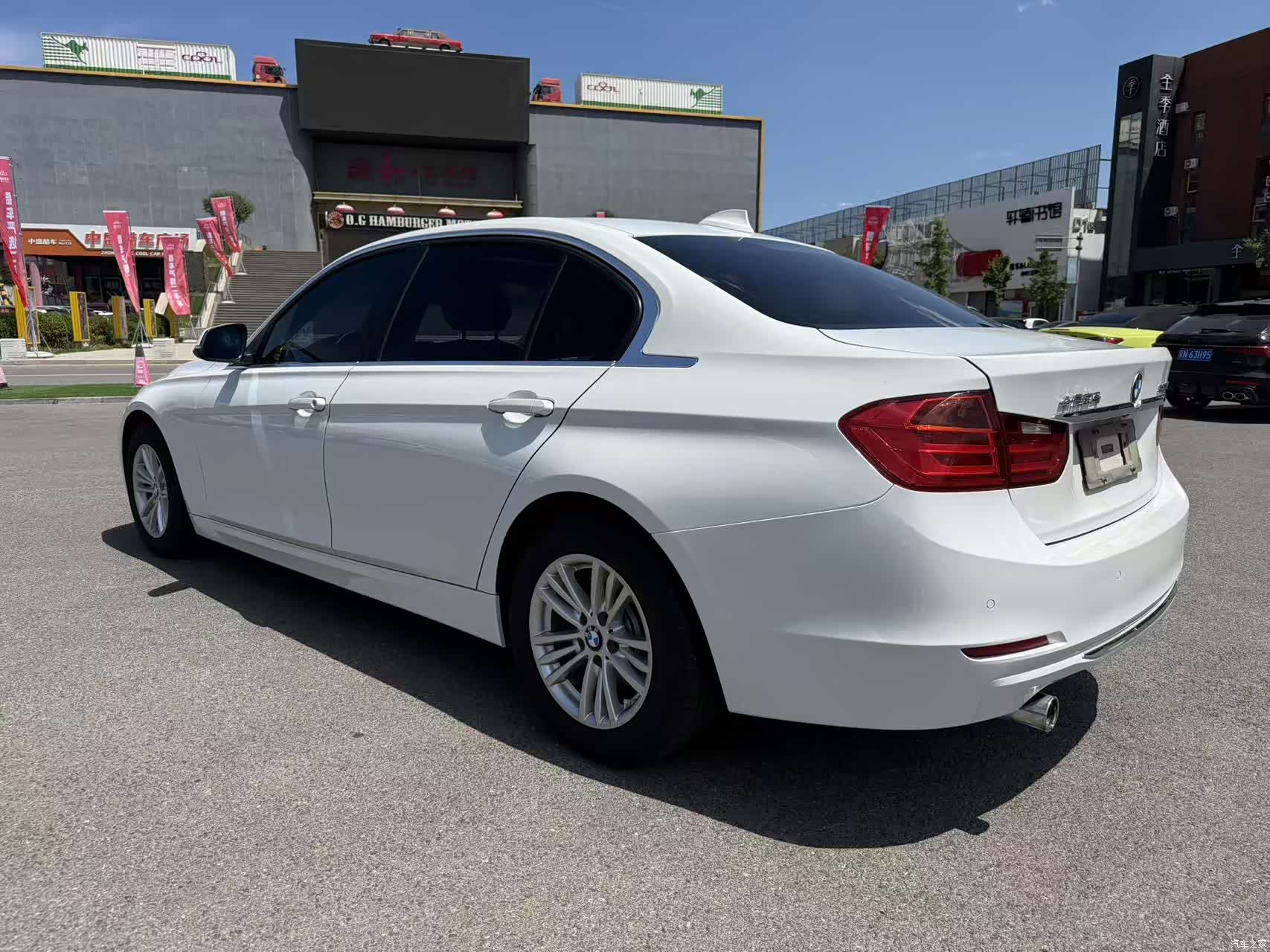 BMW 3 Series, 2015 11