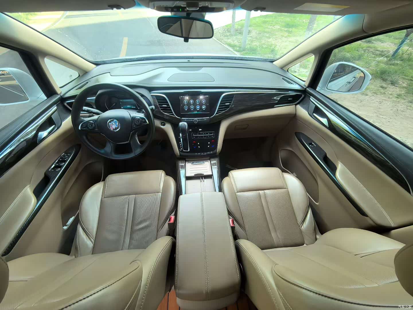 Buick GL8, 2018 9