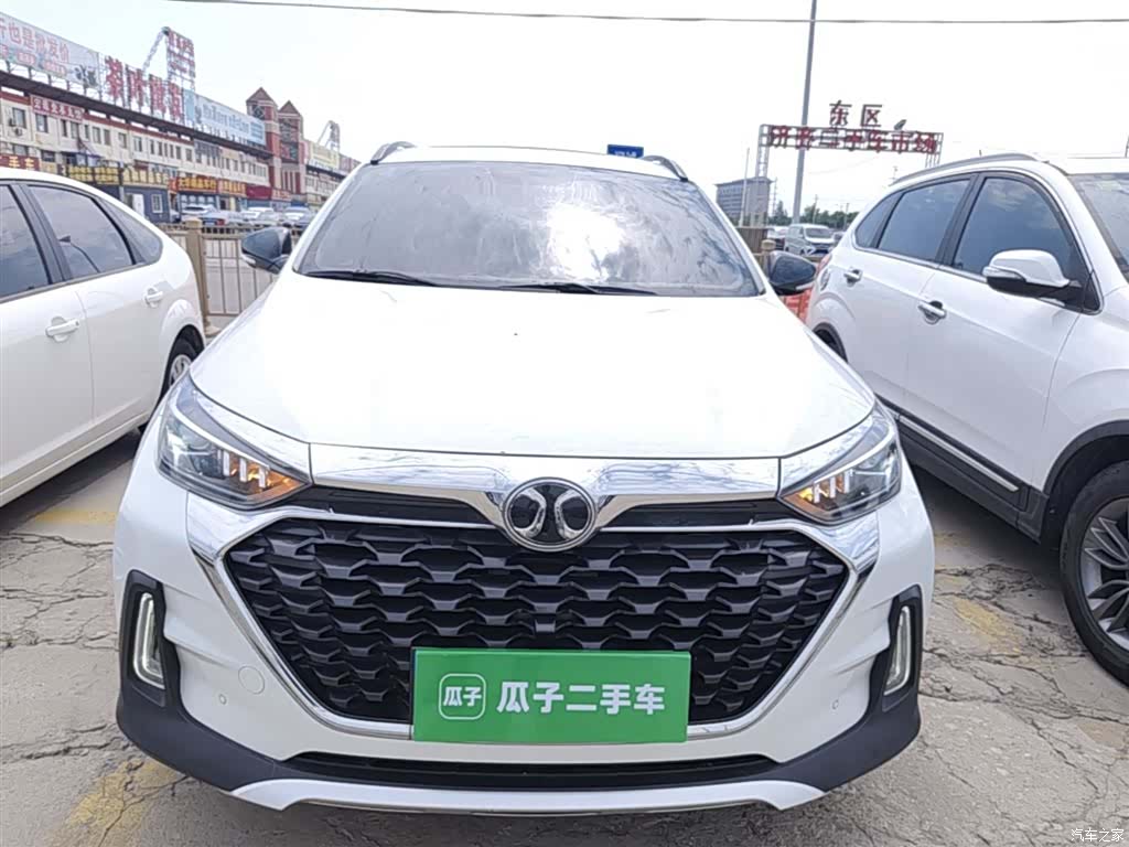BAIC V, 2019 3