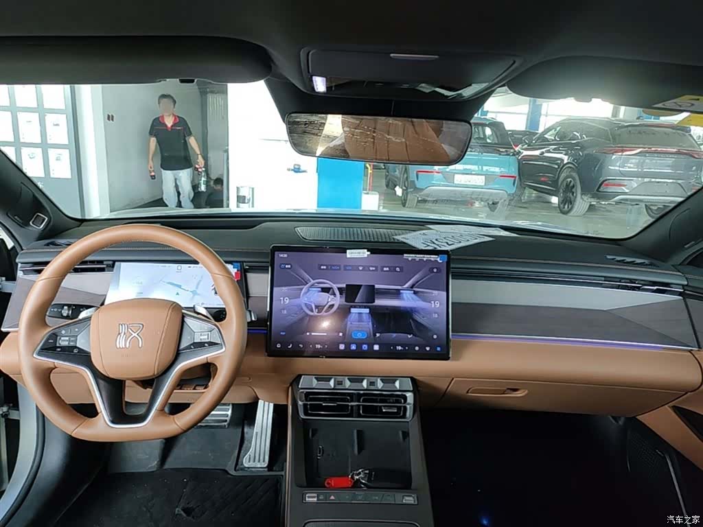 BYD Han, 2025 10