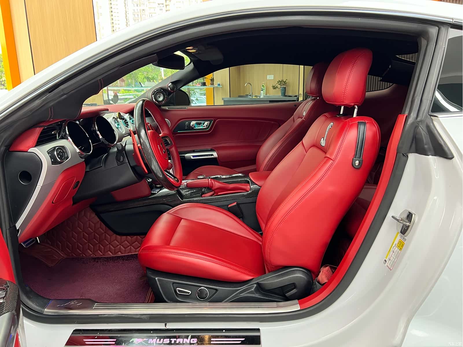 Ford Mustang, 2015 12