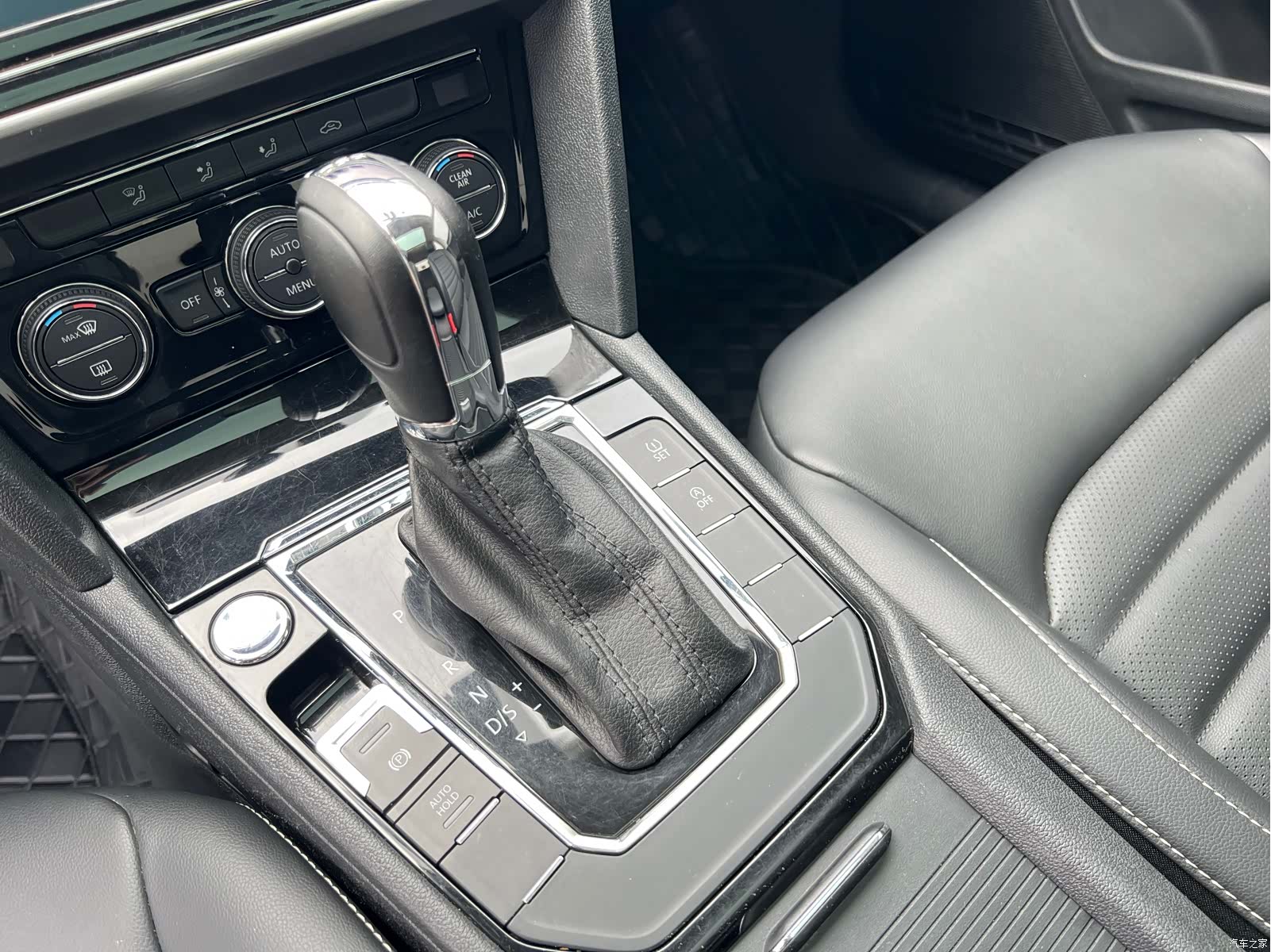 Volkswagen Lamando, 2020 12