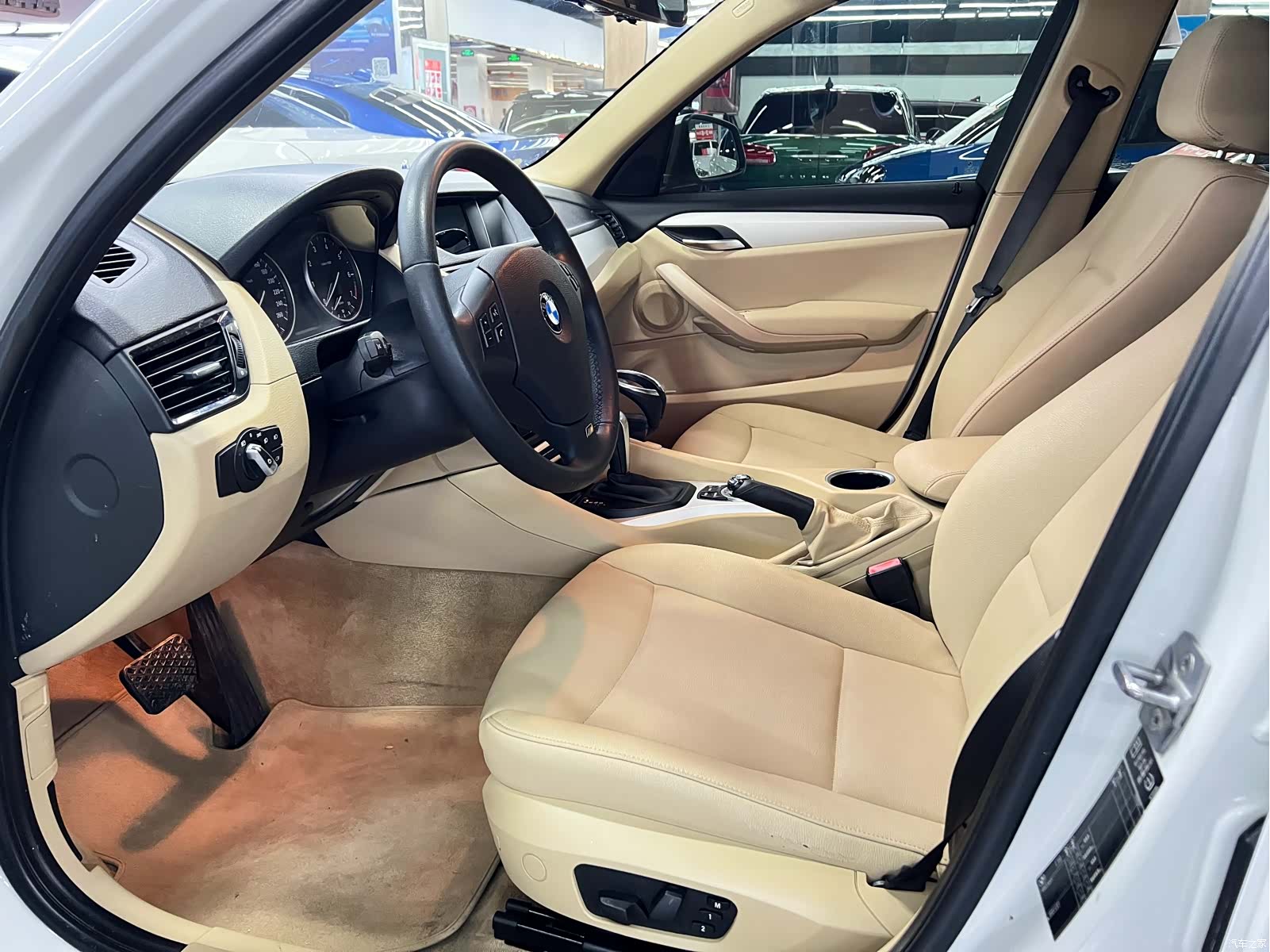 BMW X1, 2013 все фото