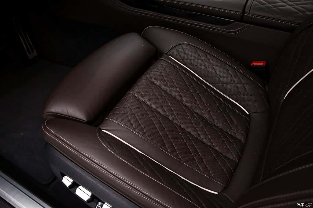 BMW 7 Series, 2021 13