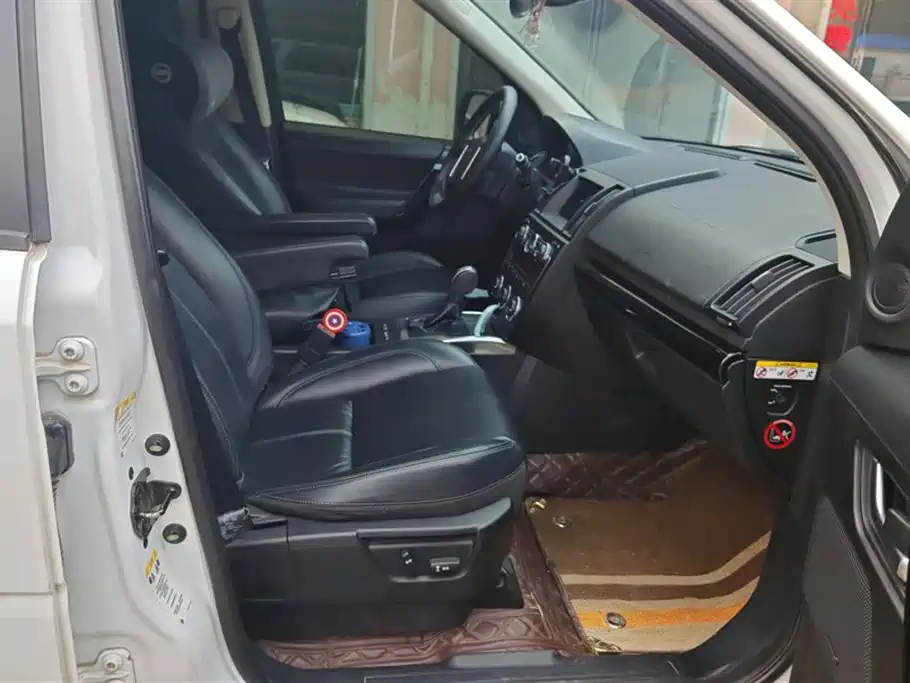 Land Rover Freelander 2