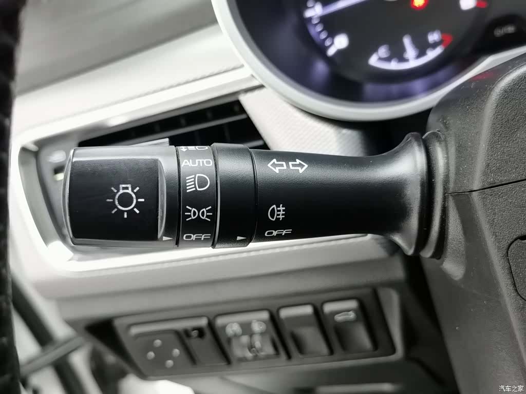 Geely Emgrand, 2018 21