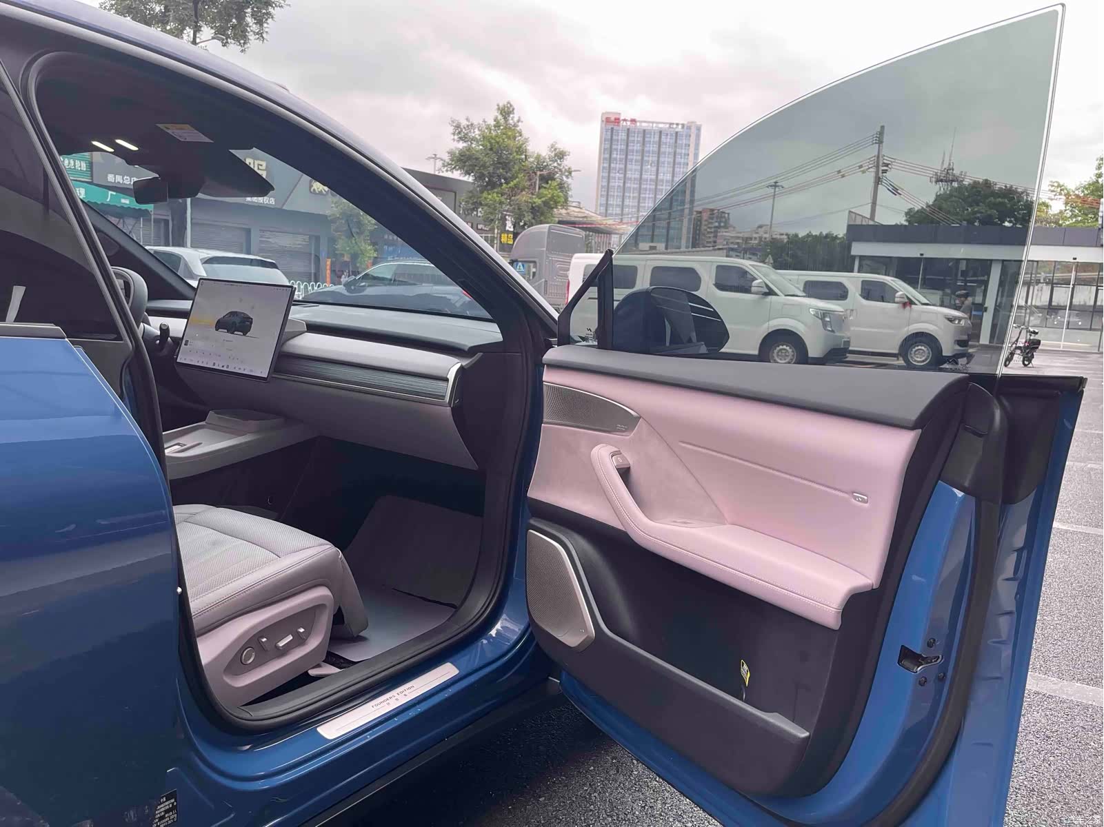 NIO L60, 2024 24