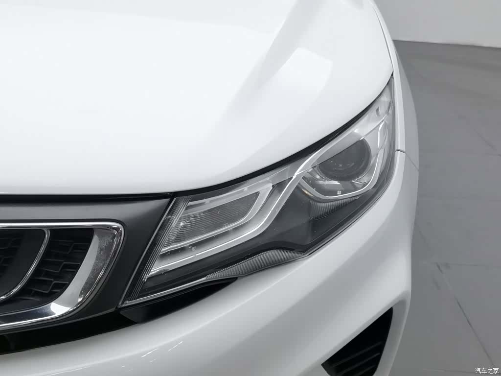 Geely Emgrand, 2018 7