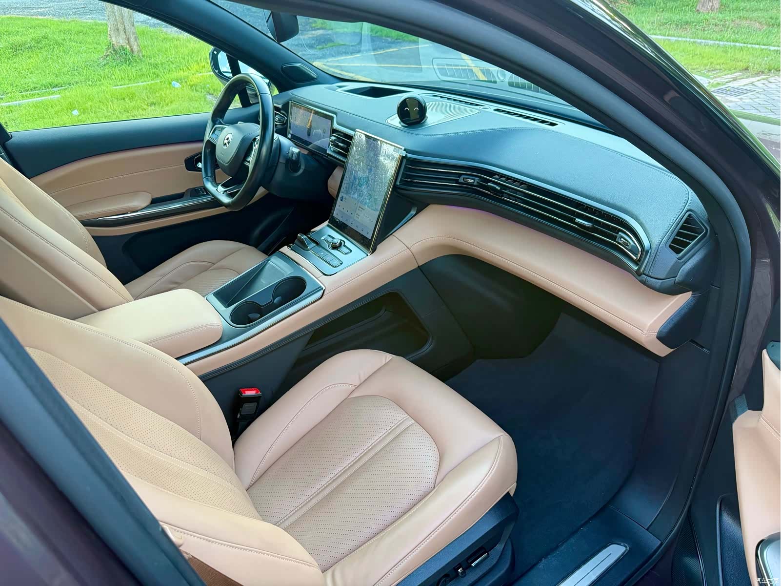 NIO ES6, 2021 8
