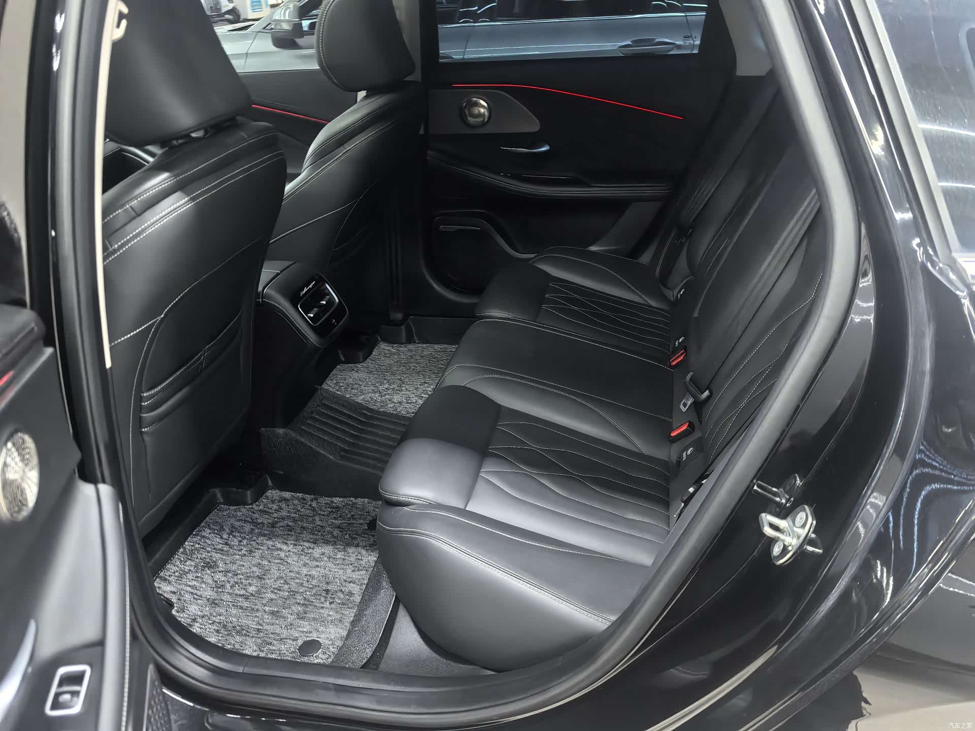 Chery Arrizo 8, 2023 все фото