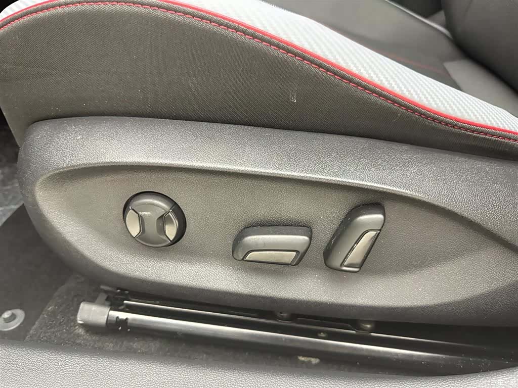 Volkswagen Lamando, 2022 13