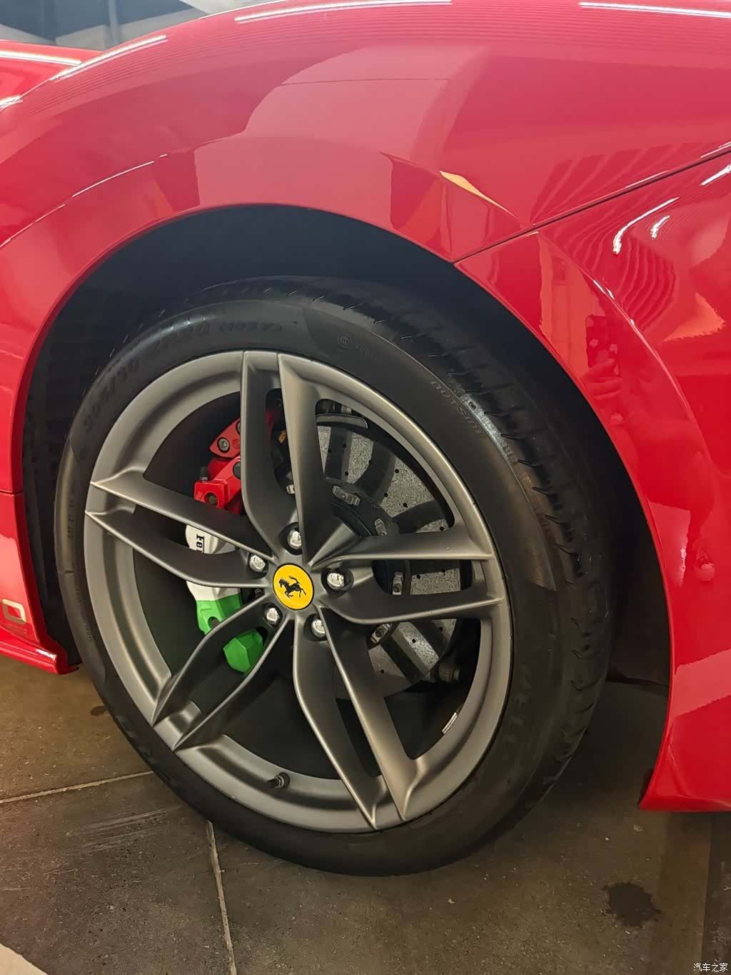 Ferrari 488, 2017 11
