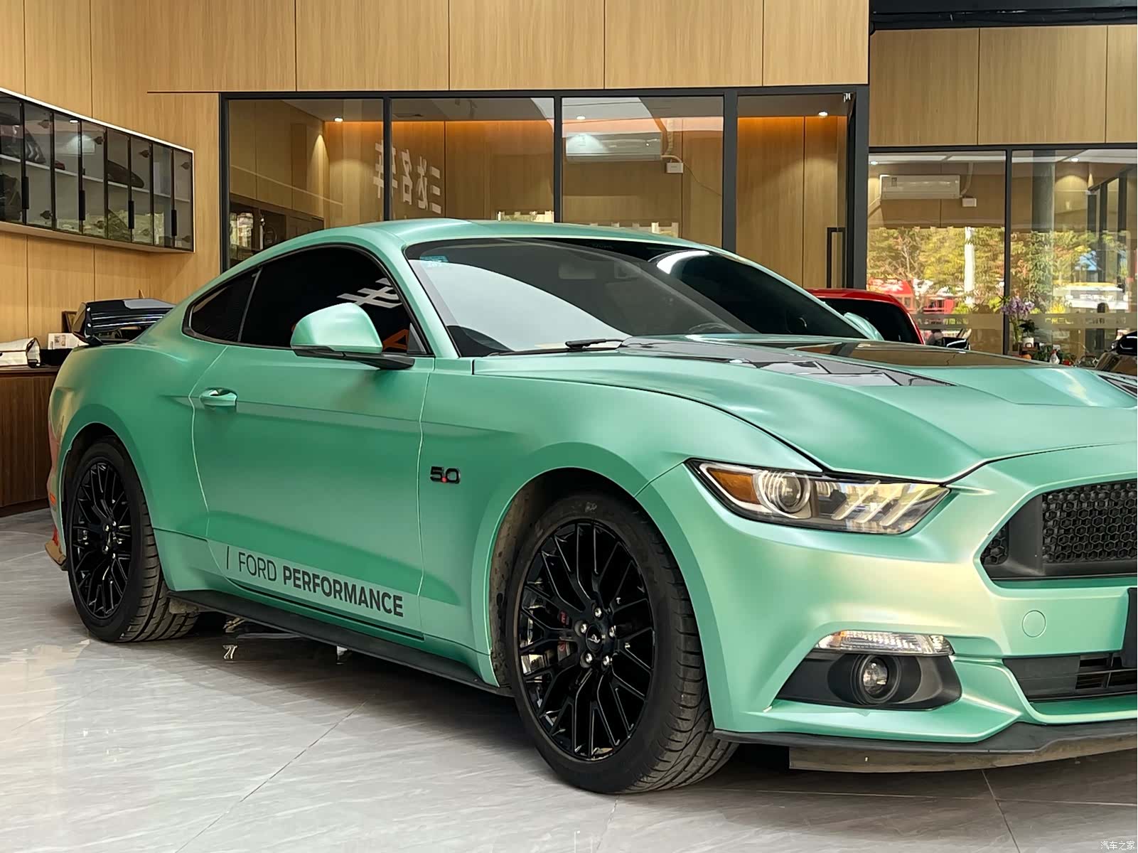 Ford Mustang, 2017 11