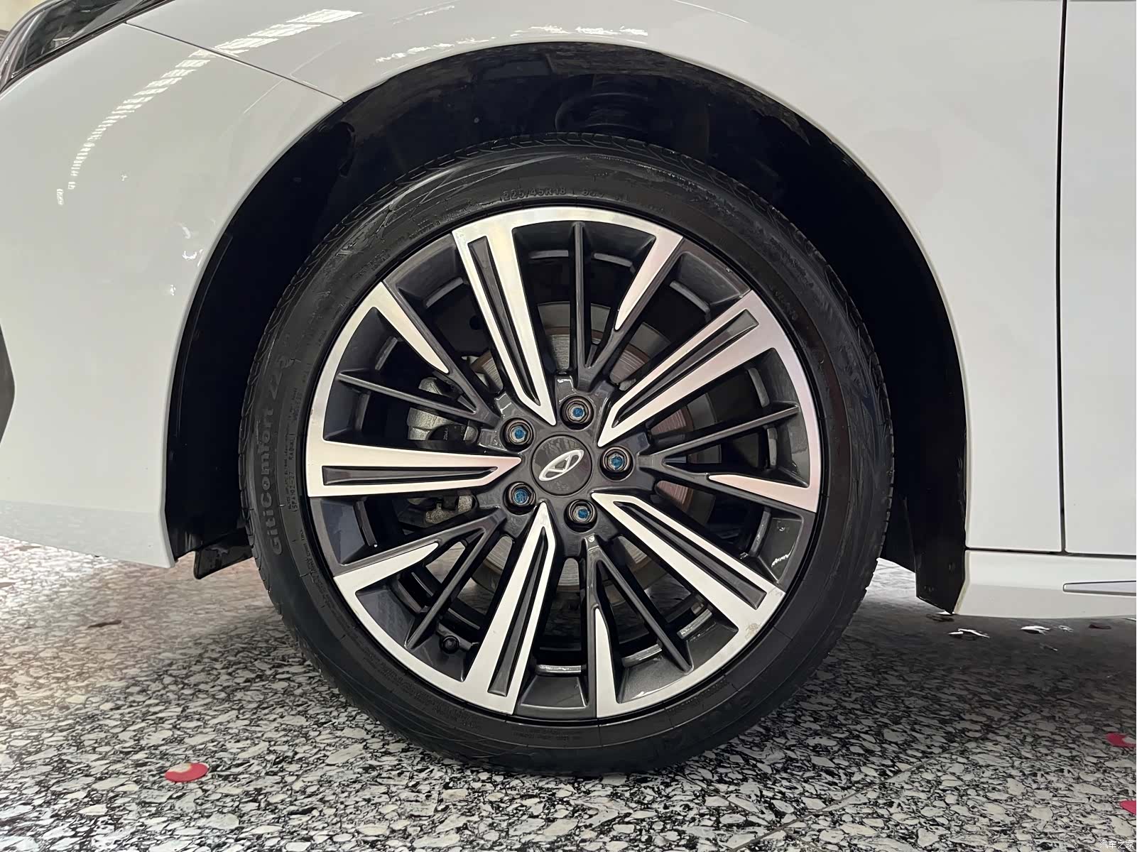 Chery Arrizo 8, 2024 15