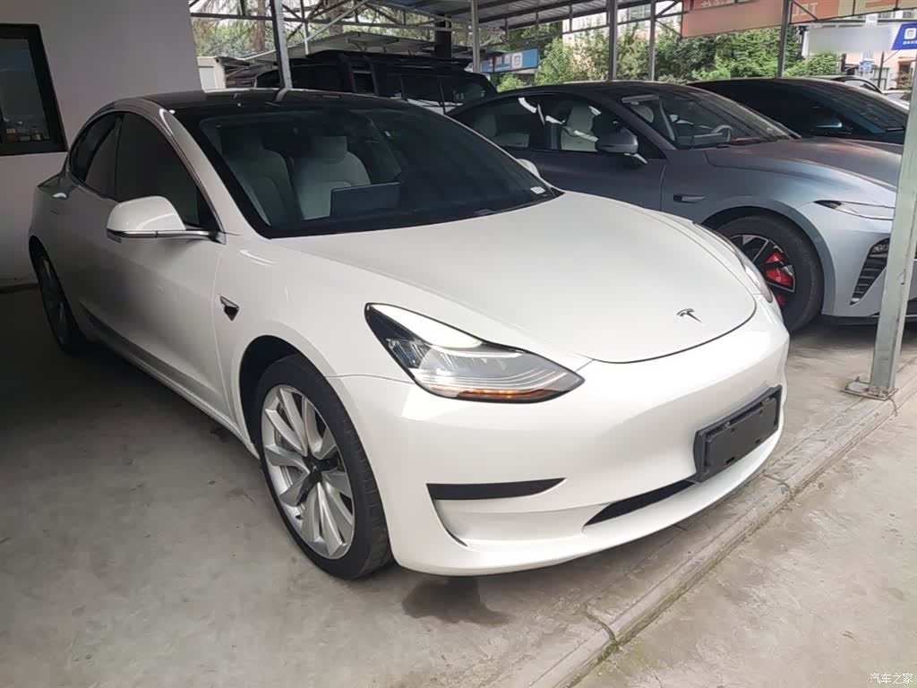 Tesla Model 3, 2020 4