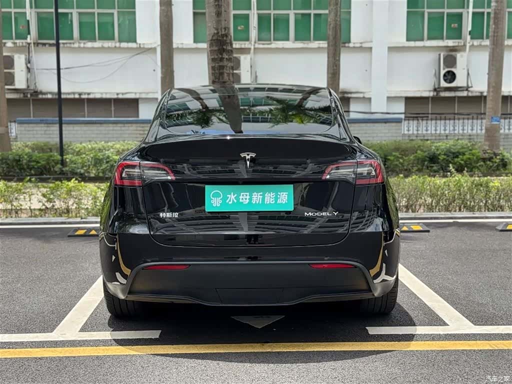 Tesla Model Y, 2021 8