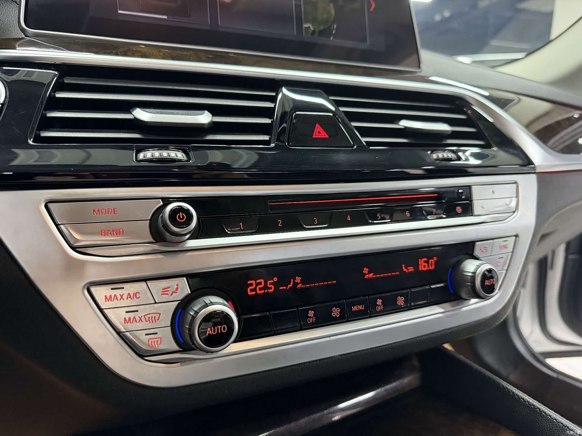 BMW 5 Series, 2018 21