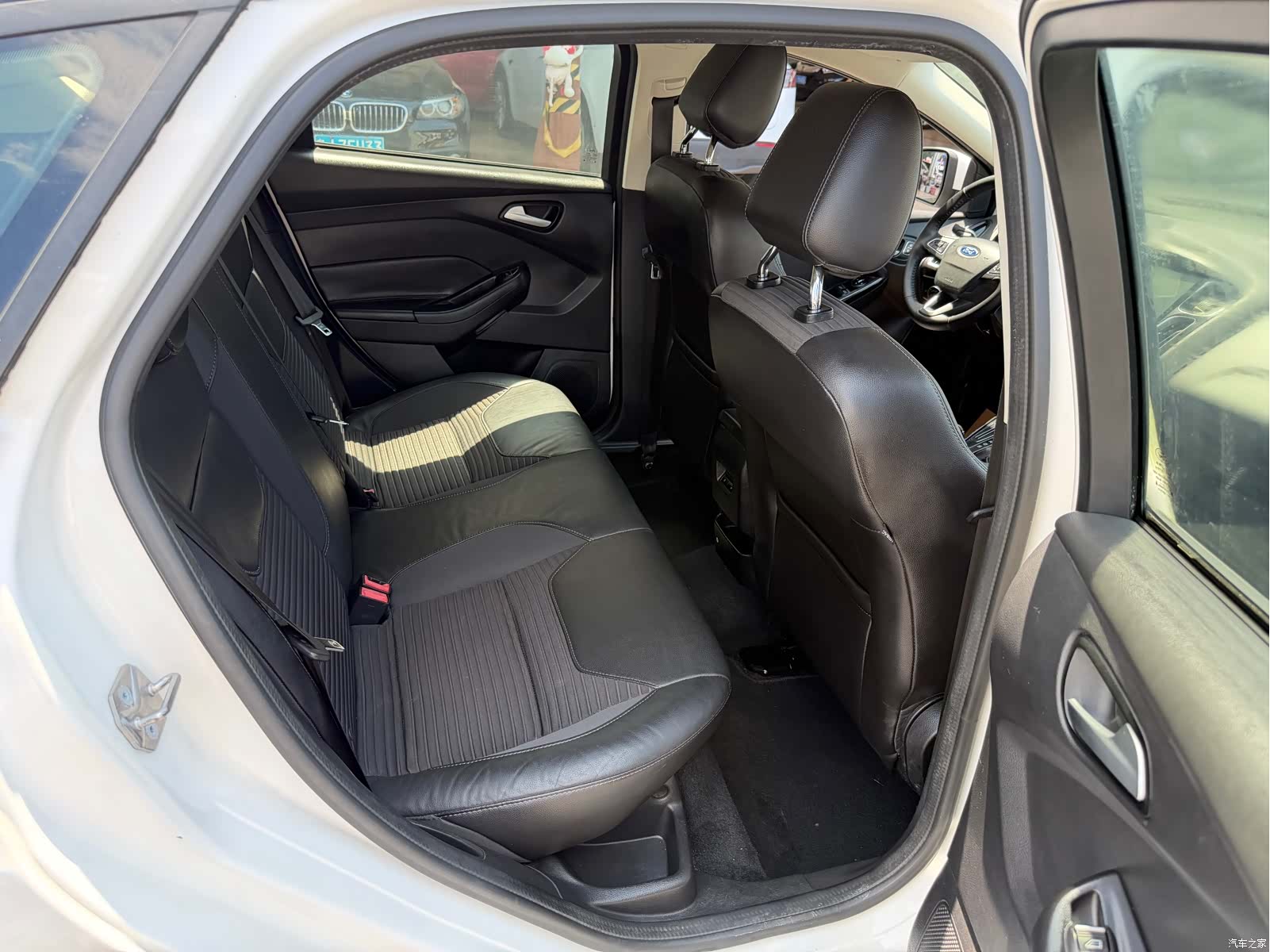 Ford Focus, 2015 17